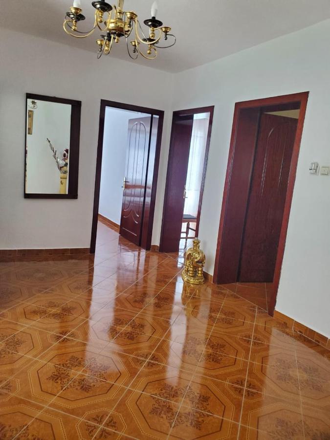 Lake Ohrid Guesthouse "Villa Valentina" Pogradec Ngoại thất bức ảnh