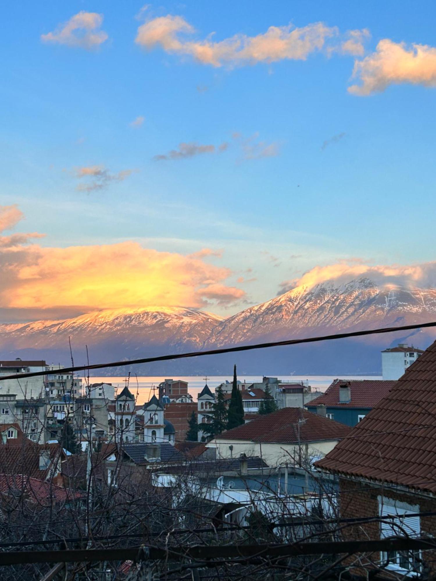 Lake Ohrid Guesthouse "Villa Valentina" Pogradec Ngoại thất bức ảnh