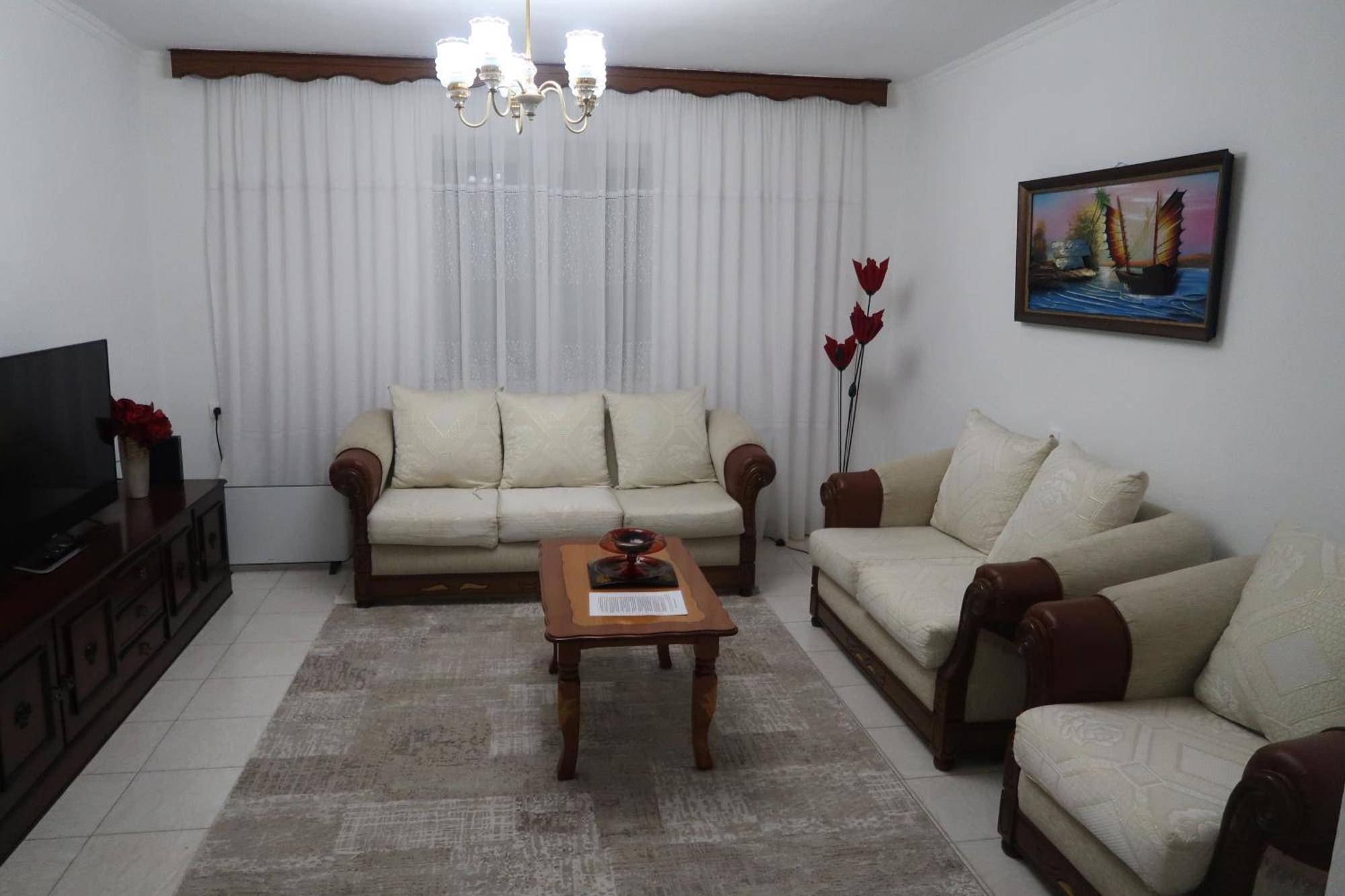 Lake Ohrid Guesthouse "Villa Valentina" Pogradec Ngoại thất bức ảnh